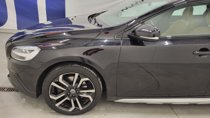 Zdjęcie przedmiotu: Volvo V40 Cross Country T3 Drive-E Summum aut
