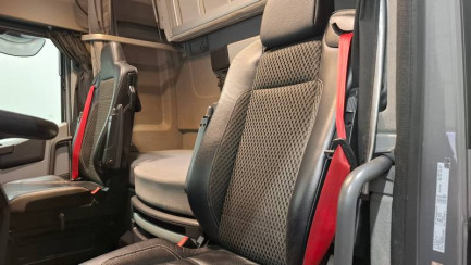 Zdjęcie przedmiotu: Renault T 520 E6 18.0t 4x2 X-Low High Cab Oświadczenie o utarcie DR