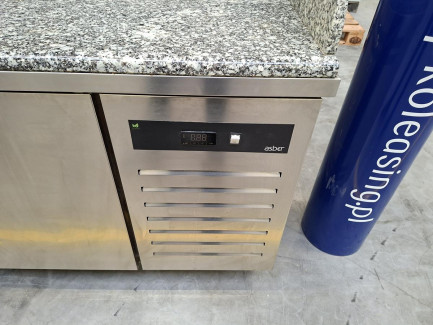 Zdjęcie przedmiotu: A set of catering equipment