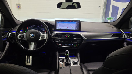 Zdjęcie przedmiotu: BMW 520d xDrive mHEV M Sport sport