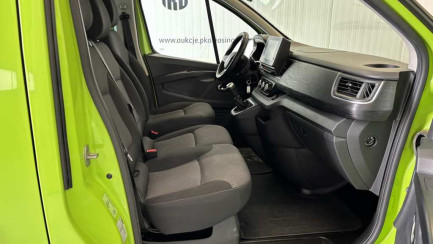 Zdjęcie przedmiotu: RENAULT/CARPOL TRAFIC Kombi 2.0 dCi E6d 3.1t Equilibre