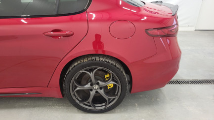 Zdjęcie przedmiotu: ALFA ROMEO GIULIA 2.0 Turbo Veloce TI Q4 aut Pojazd po długotrwałym postoju!