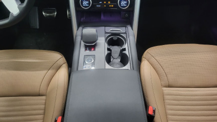 Zdjęcie przedmiotu: LAND ROVER Discovery V 3.0 D300 mHEV R-Dynamic HSE