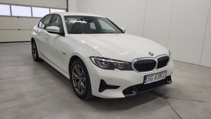 Zdjęcie przedmiotu: BMW 320e Sport Line aut