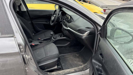 Zdjęcie przedmiotu: Fiat Tipo 1.4 + LPG Brak dokumentacji LPG