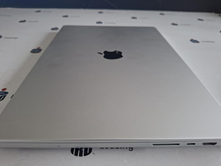 Zdjęcie przedmiotu: Apple MacBook Pro 2023 16" Retina M3 Pro 36 ГБ ОЗП 512 ГБ SSD macOS Срібний