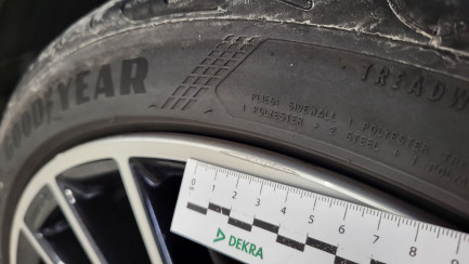 Zdjęcie przedmiotu: Mercedes-benz C 220 d mHEV 4-Matic AMG