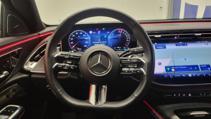 Zdjęcie przedmiotu: Mercedes-benz E 300 e AMG LINE PREMIUM 4Matic
