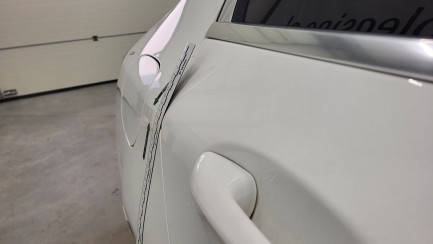 Zdjęcie przedmiotu: Mercedes-benz C 200 4MATIC 9G-TRONIC