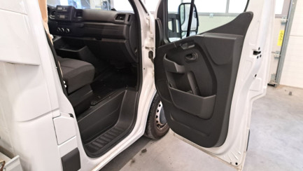 Zdjęcie przedmiotu: RENAULT/JEGGER MASTER FWD 2.3 dCi E6 3.5t L3H1 Extra S&S+E