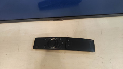 Zdjęcie przedmiotu: Samsung UE75TU7102 LED телевізор 75 дюймів 4K Ultra HD Tizen