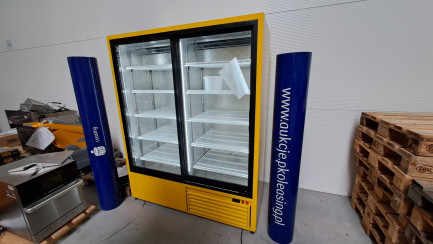 Zdjęcie przedmiotu: Refrigerated Cabinet SCH-SR1600 + Dense Shelves + Painting Ral 1021 Cadmium Yellow Gloss