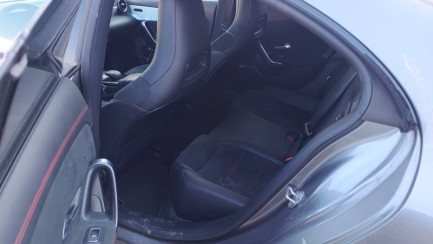 Zdjęcie przedmiotu: Mercedes-benz Cla 180 AMG