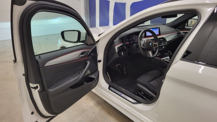 Zdjęcie przedmiotu: BMW 530i xDrive GPF M Sport sport-aut