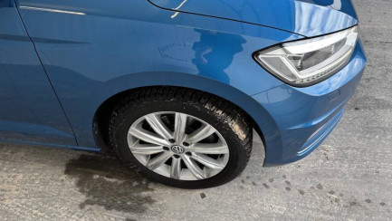 Zdjęcie przedmiotu: Volkswagen Touran 1.5 TSI E6d Highline DSG