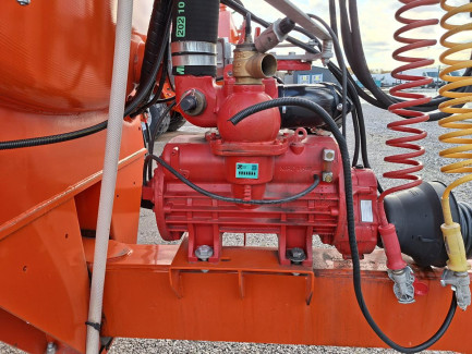 Zdjęcie przedmiotu: ABBEY 4500RT slurry tanker