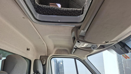 Zdjęcie przedmiotu: Renault Master FWD 2.3 dCi E6 3.5t L3H1 Extra S&S+E Oświadczenie o utracie DR Brak kluczy