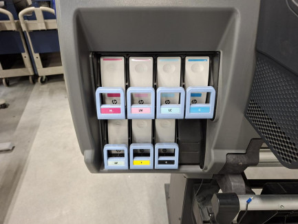 Zdjęcie przedmiotu: Maszyna poligraficzna HP LATEX 360