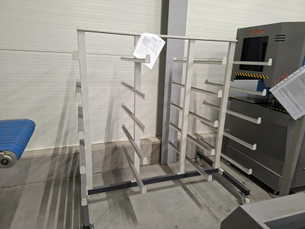 Zdjęcie przedmiotu: A set of equipment for the production of PVC windows