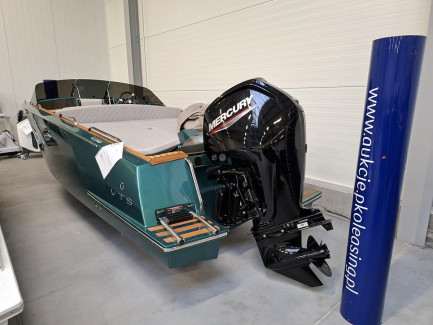 Zdjęcie przedmiotu: Моторний човен VTS FLYING SHARK CAPRI BOWRIDER 5.7