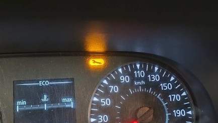 Zdjęcie przedmiotu: Renault Master FWD 2.3 dCi E6d 3.5t L3H3 Pack Clim