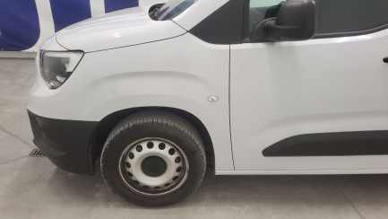 Zdjęcie przedmiotu: Opel Combo Basic E Cargo