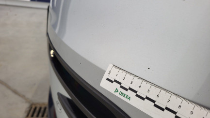 Zdjęcie przedmiotu: Range Rover Velar 2.0 D200 mHEV R-Dynamic S