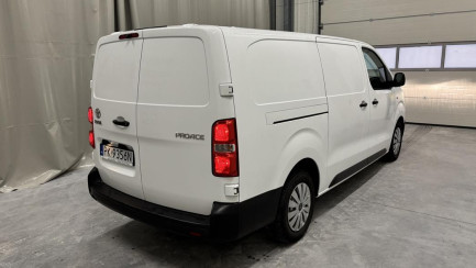 Zdjęcie przedmiotu: Toyota PROACE 2.0 CRD E6 3.1t Long Active