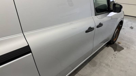 Zdjęcie przedmiotu: Renault Kangoo IV Van 1.5 Blue dCi E6d/e 2.3t L2 Extra