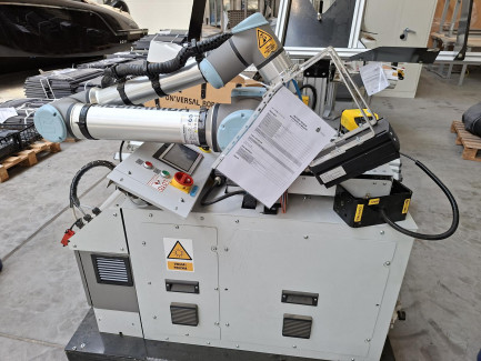 Zdjęcie przedmiotu: Станція палетування UR для коробок MECHANICA Łukasz Siczyński M-0107-01