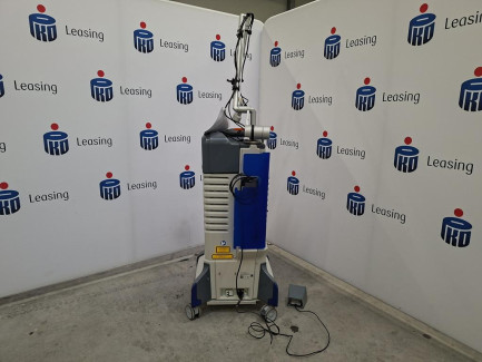 Zdjęcie przedmiotu: DEKA SmartXide2 C40 medical laser used for treatments in aesthetic medicine, dermatology, gynecology and soft tissue surgery.