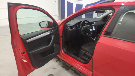 Zdjęcie przedmiotu: Skoda Octavia Kombi 1.6 TDI Ambition