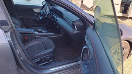 Zdjęcie przedmiotu: Mercedes-benz Cla 180 AMG