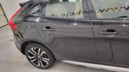 Zdjęcie przedmiotu: Volvo V40 Cross Country T3 Drive-E Summum aut