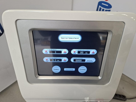 Zdjęcie przedmiotu: RF FRAX PLUS cosmetic device using the technology of radio waves, mikronakłuć and cryotherapy to perform fractional radiofrequency microneedle treatment