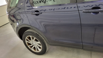Zdjęcie przedmiotu: LAND ROVER Discovery Sport 2.0 TD4 SE aut