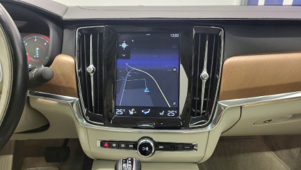 Zdjęcie przedmiotu: Volvo S90 D5 SCR AWD Inscription aut
