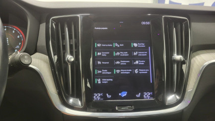 Zdjęcie przedmiotu: Volvo V60 B4 B Inscription aut