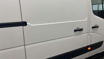 Zdjęcie przedmiotu: Renault Master FWD 2.3 dCi E6d 3.5t L3H2 Business