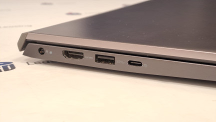 Zdjęcie przedmiotu: Notebook / Laptop 15,6" Dell Vostro 3510 i7 1165G7/16GB/512/Win11P