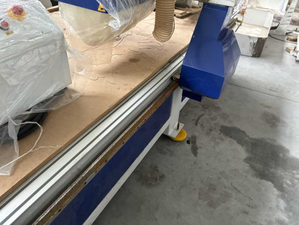 Zdjęcie przedmiotu: CORMAK C1325 milling plotter