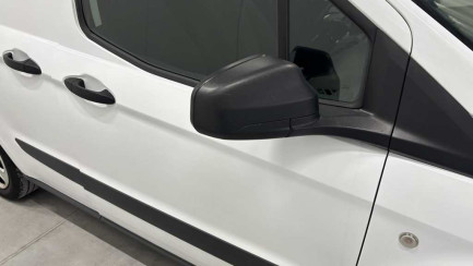 Zdjęcie przedmiotu: Ford Transit Courier 1.5 TDCi E6.2 1.8t Trend
