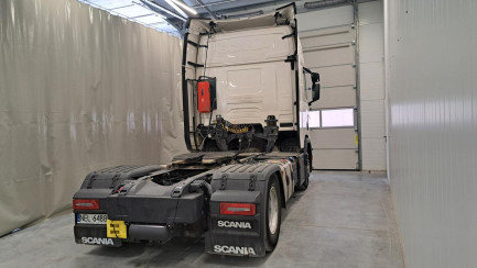 Zdjęcie przedmiotu: SCANIA R460 Super E6 18.0t A 4x2 NA Highline