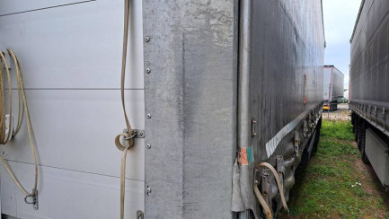 Zdjęcie przedmiotu: SCHMITZ SCS 24 Dropside