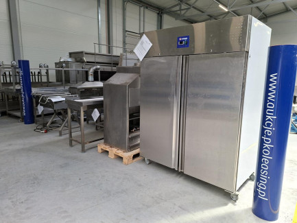 Zdjęcie przedmiotu: A set of catering equipment