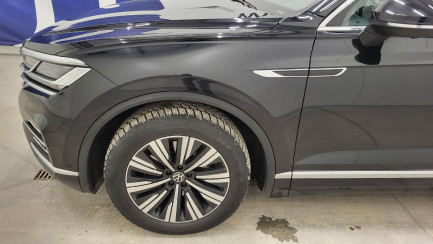 Zdjęcie przedmiotu: Volkswagen Touareg 3.0 V6 TDI SCR 4Mot. Elegance