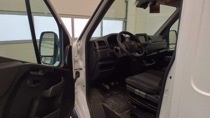 Zdjęcie przedmiotu: Renault Master FWD 2.3 dCi E6d 3.5t L3H3 Pack Clim