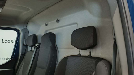 Zdjęcie przedmiotu: Renault Master RWD 2.3 dCi E6 3.5t L4H3 Extra S&S+E
