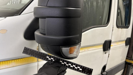 Zdjęcie przedmiotu: Iveco Daily 35C17 E5 3.5t Registration certificate seized electronically