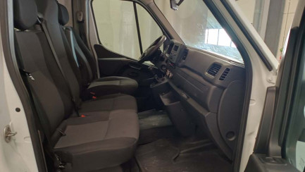 Zdjęcie przedmiotu: Renault Master FWD 2.3 dCi L3H1 Extra S&S+E E6 3.5t